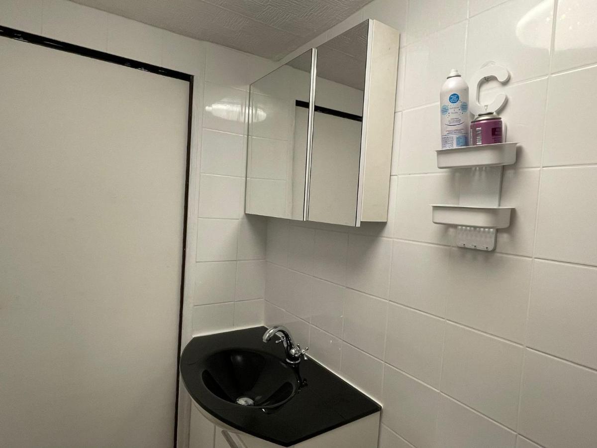 CHAMBRE PRIVÉE Numéro 1 dans un Superbe appartement en colocation Montataire Extérieur photo